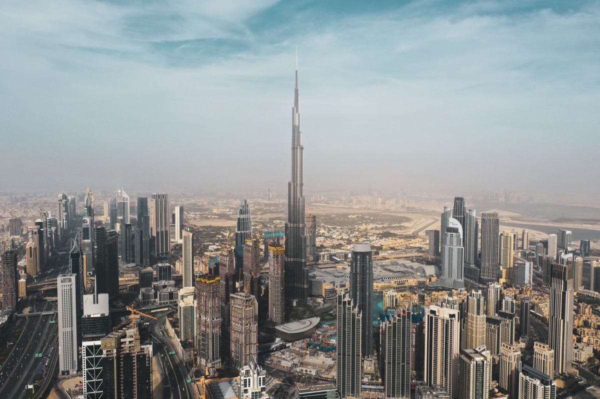 Dubai economy diversification projects
