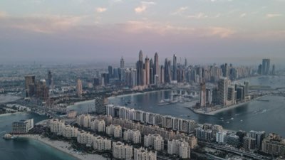 Dalle sabbie ai grattacieli: la strategia di successo di Dubai