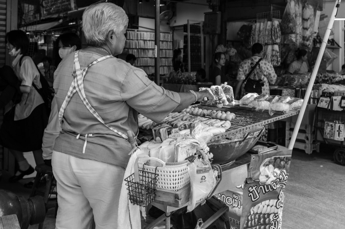 vendedor de comidas rua dubai